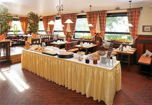 Hotel Grasbrunner Hof Экстерьер фото